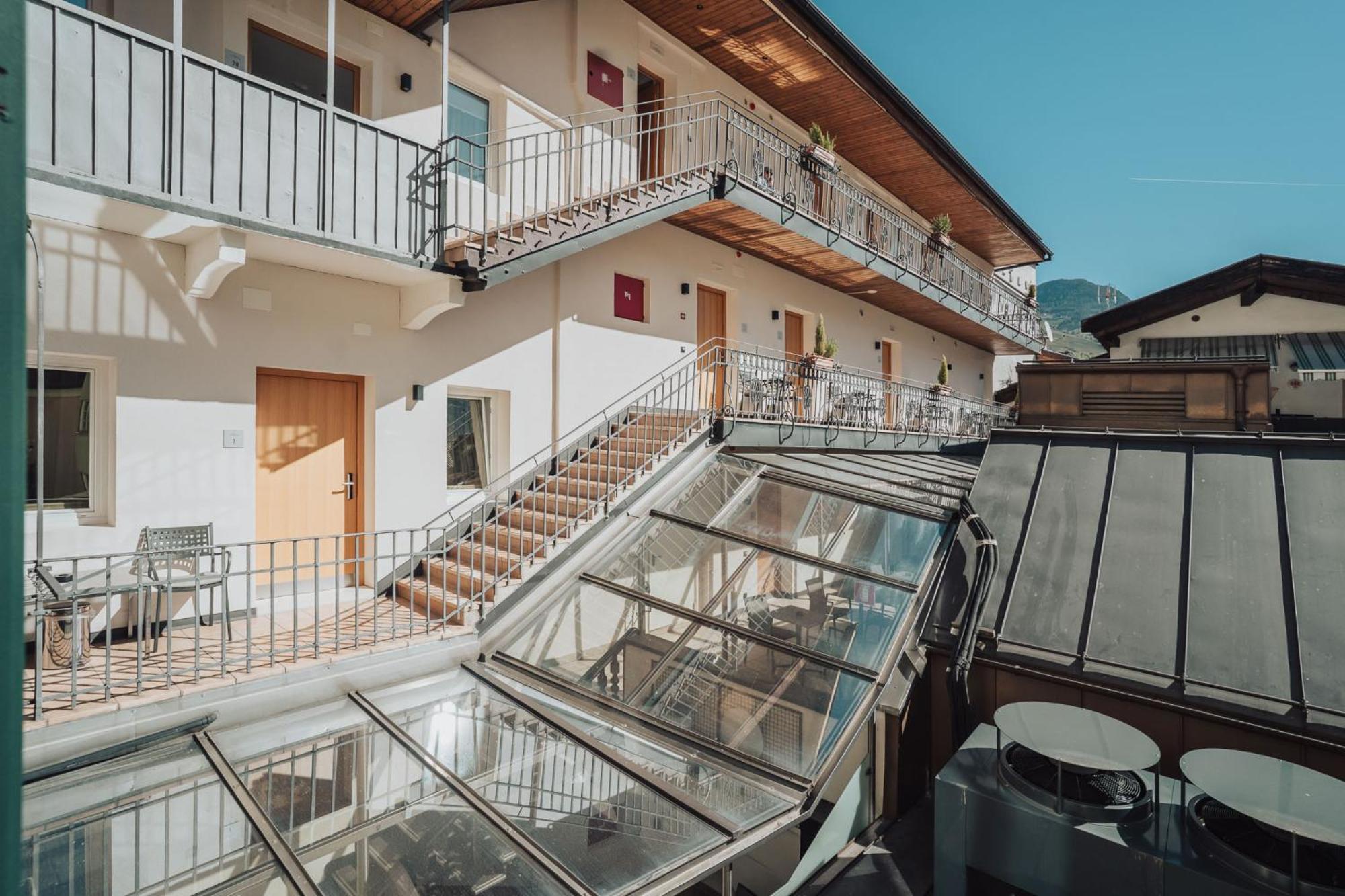 Feichter Hotel & Bistro Bolzano Exteriör bild